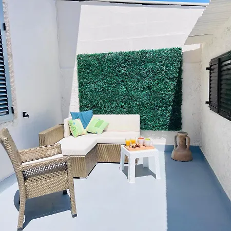 Lägenhet For Special Getaway Rose