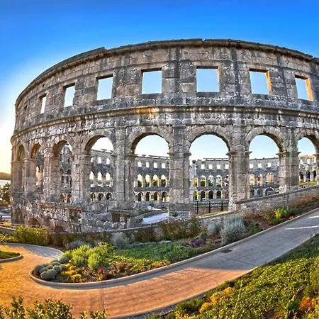 For Special Getaway Rose شقة *