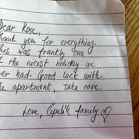 For Special Getaway Rose شقة