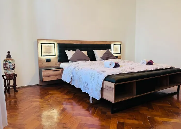 Appartamento For Special Getaway Rose With Free Parking Pola